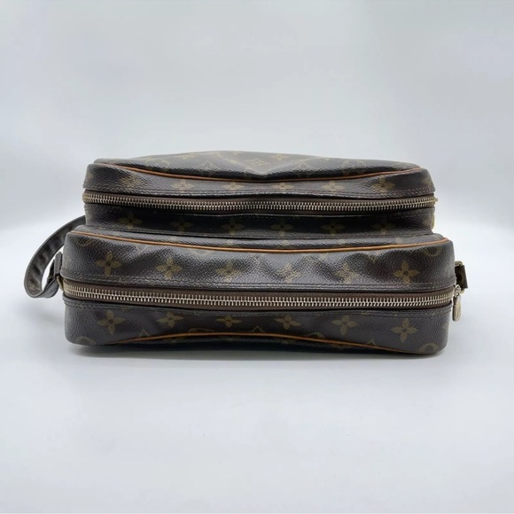 Authentic Louis Vuitton Monogram Nile M45242 Shoulder bag BB100032 - Picture 4 of 17